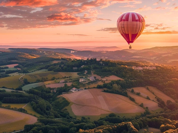 Affiche de Bourgogne - Montgolfière et coucher de soleil