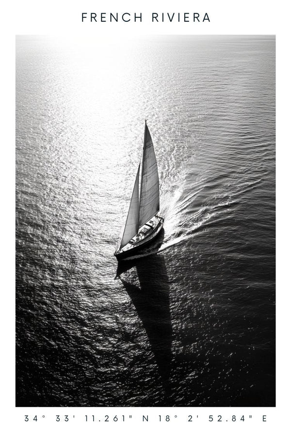 Voilier Noir et Blanc - Côte d'Azur Méditerranéenne