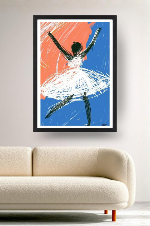 Affiche Danse La Sylphide, une danseuse au trait esquissé sur fond orange et bleu, encadrée noir au-dessus d'un canapé, déco murale salon