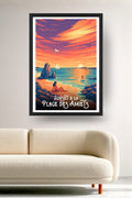 Affiche Plage des Amiets encadrée noir au-dessus d'un canapé, déco murale salon